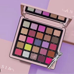 Anastasia Beverly Hills Norvina 4 Collection